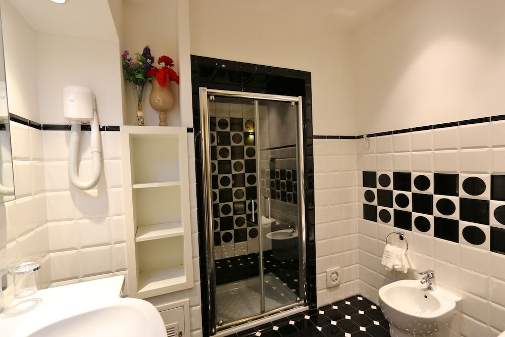 undefined Residenza Adriana 5