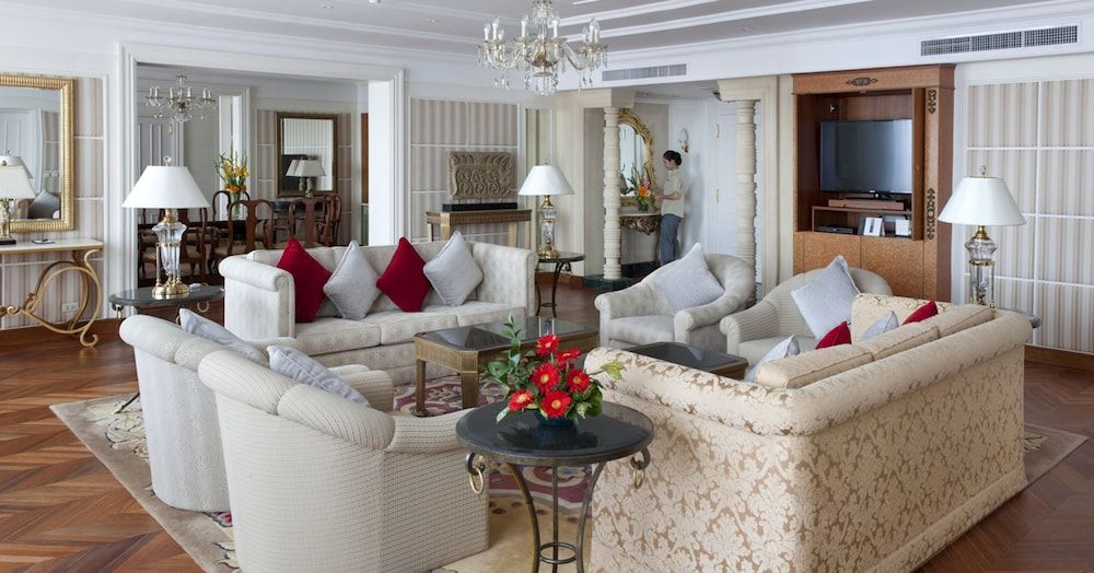 The Great Duke Phnom Penh Royal Suite 2