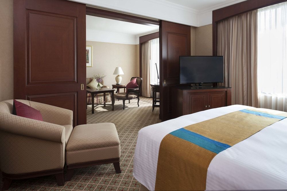 The Great Duke Phnom Penh Junior Suite 9