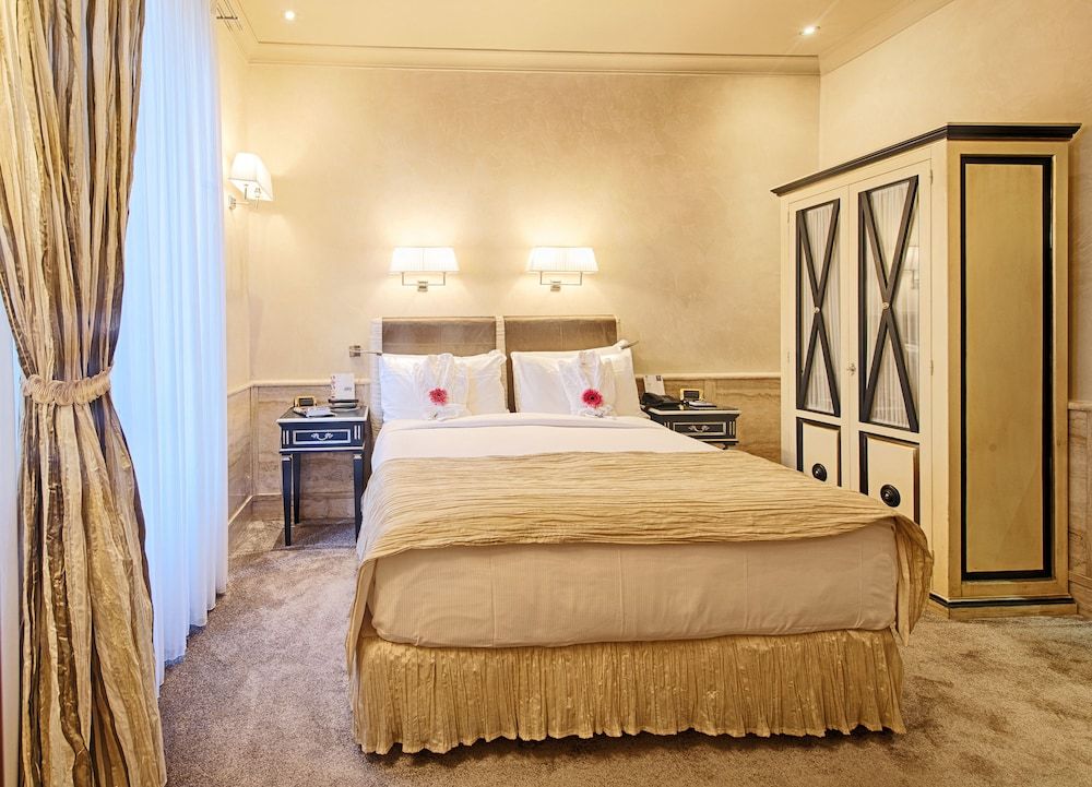 undefined Barocco Apartments 7