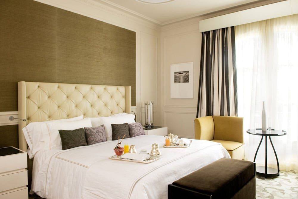 Room, 1 King Bed (Pavillon 4 star)