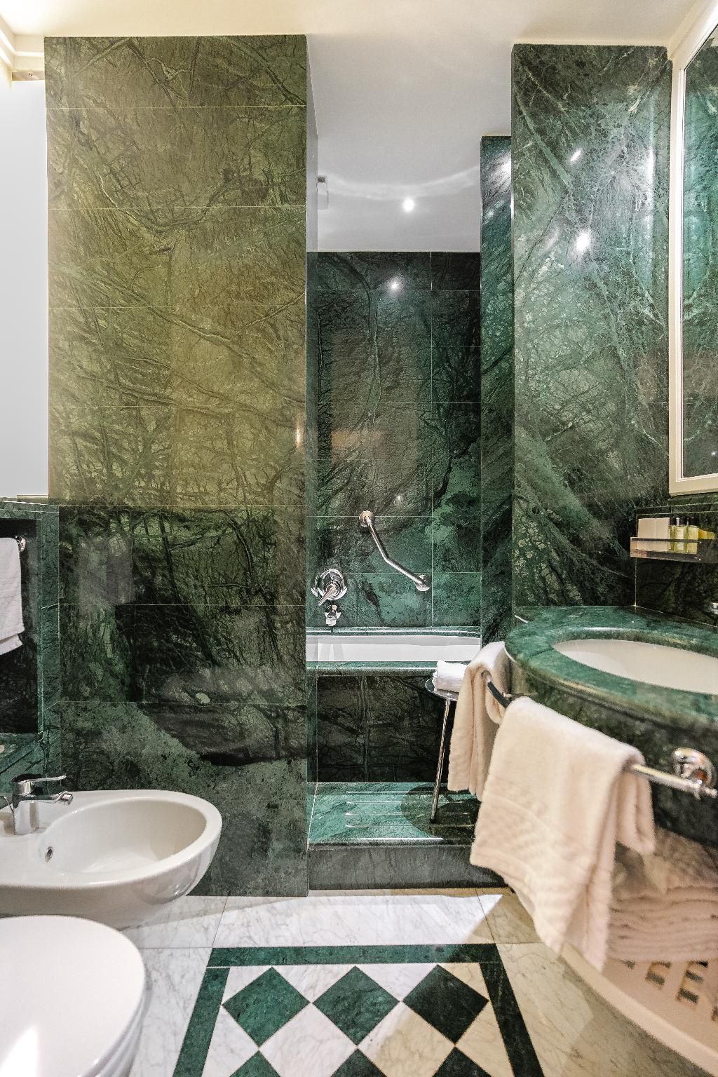 Deluxe Room for Single Use