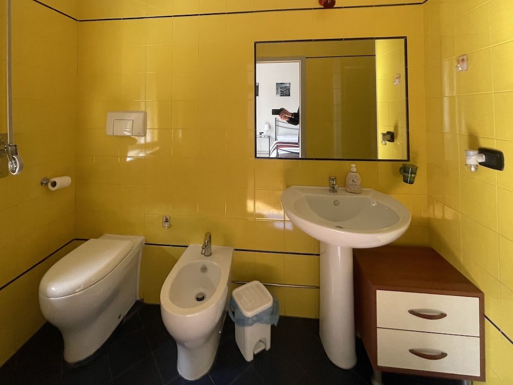 Santo Spirito Standard Room, 1 King Bed, Private Bathroom 8