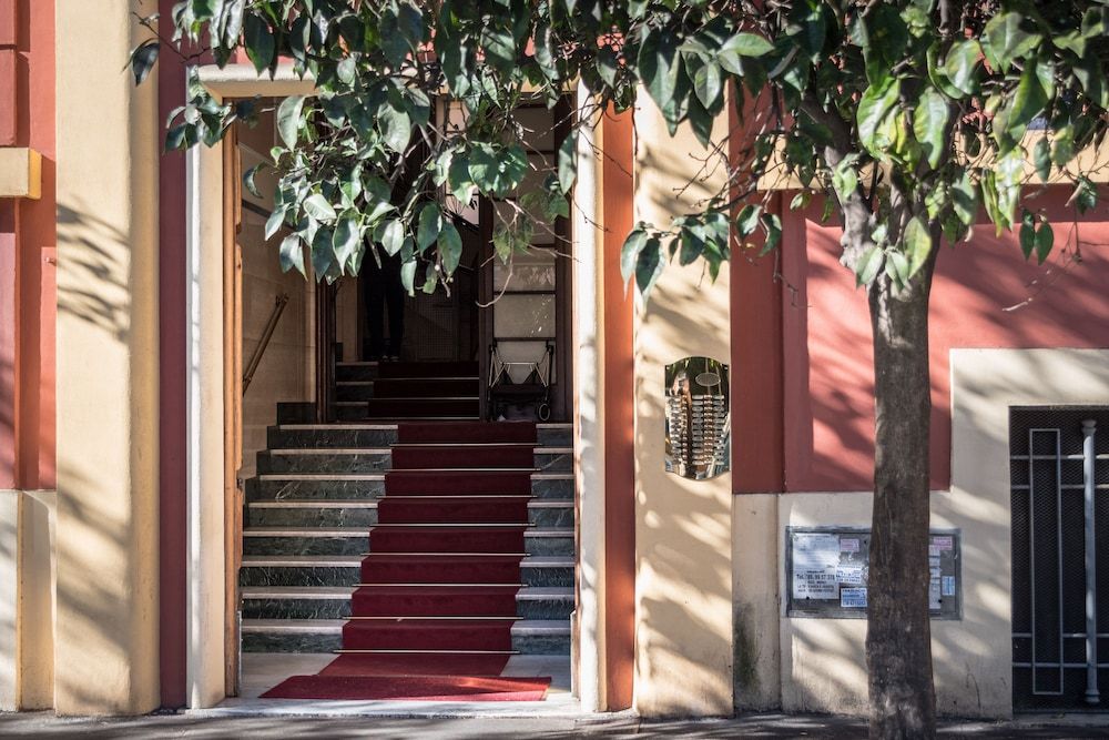 undefined Your Vatican Suite 8