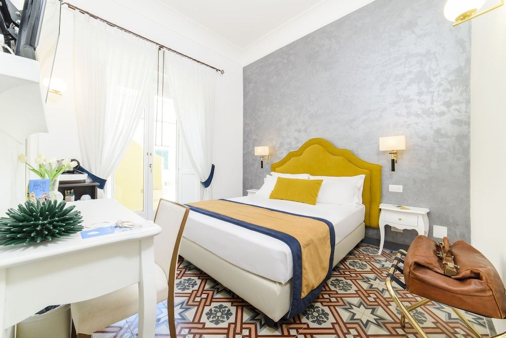 undefined Amalfi Luxury House 10