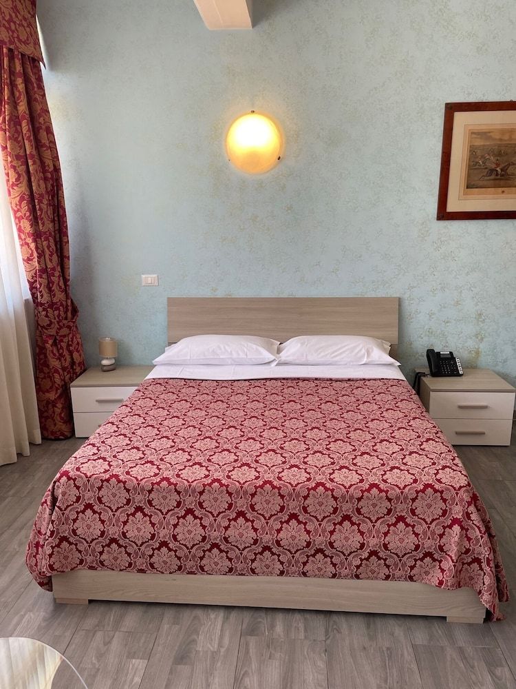 Hotel Giulietta e Romeo Double Room 4