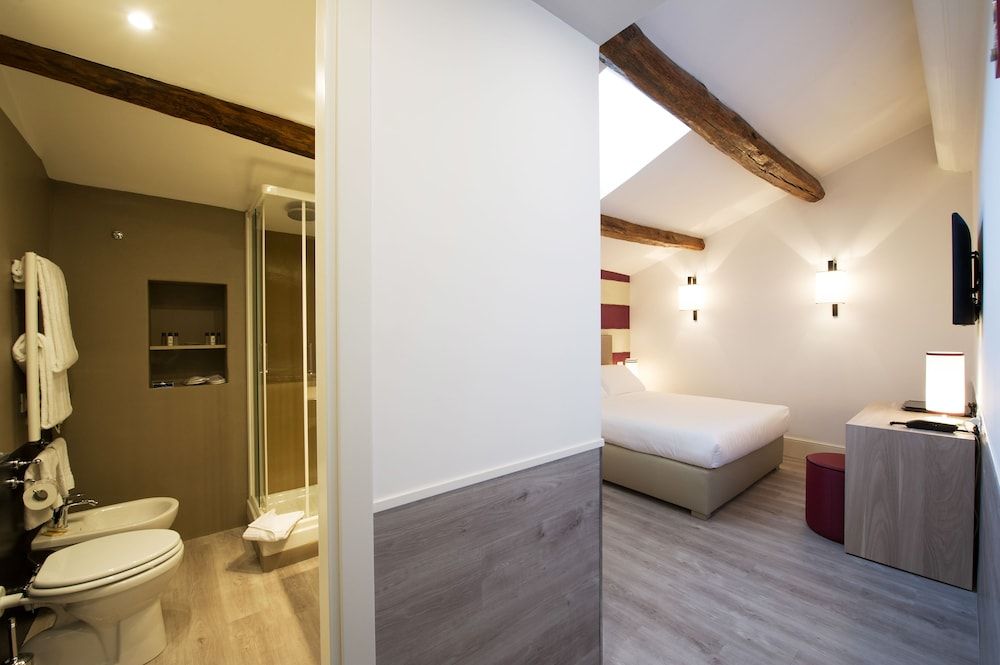 Relais Santa Maria Maggiore Standard Double Room 2