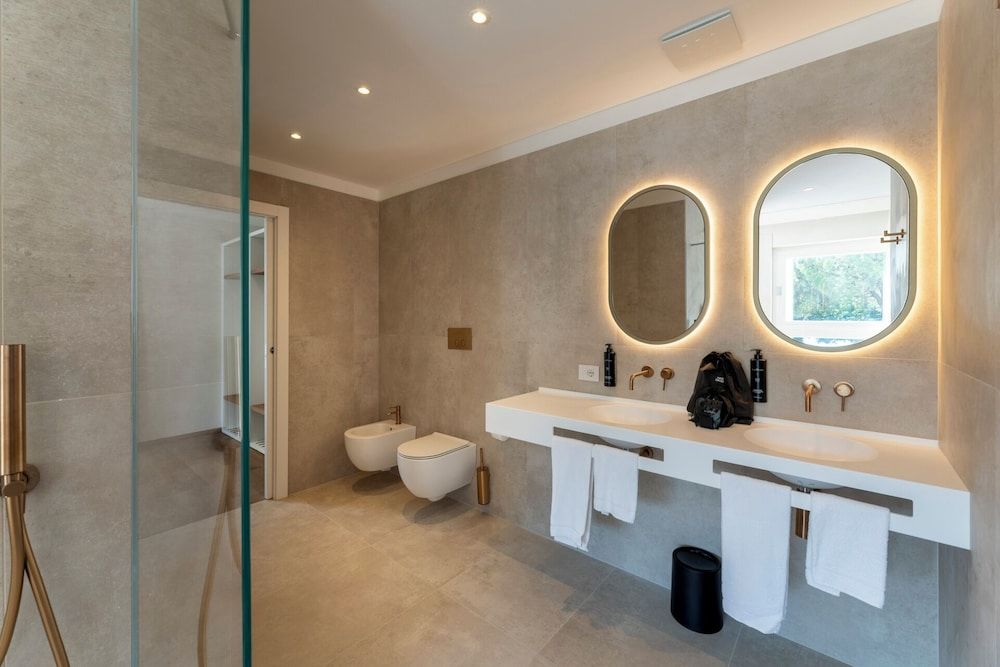 Hi Hotels Sirmione - Lakeview Pool Deluxe Suite, Lake View 11