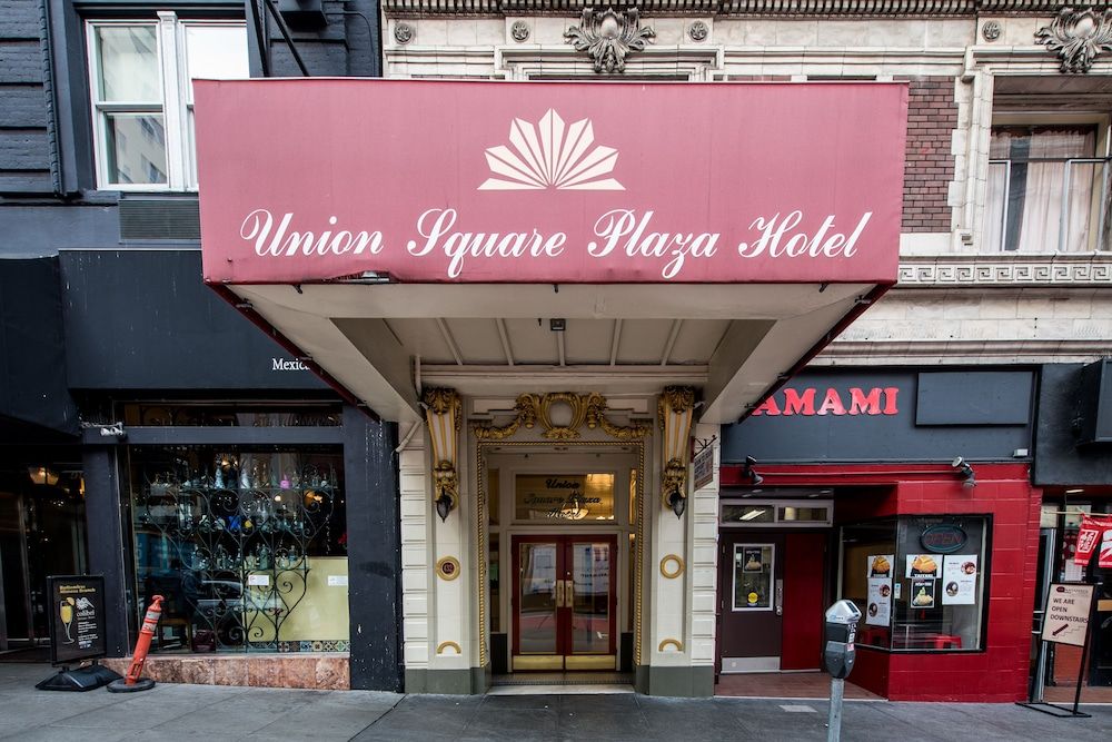 undefined Union Square Plaza Hotel 9