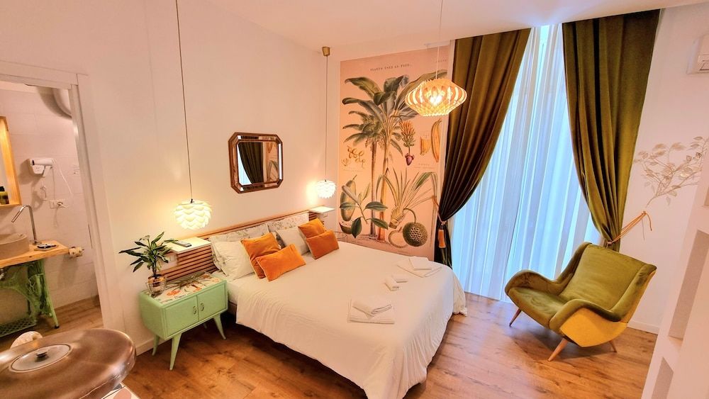 Napoli Tree - Lungomare Classic Double Room 26