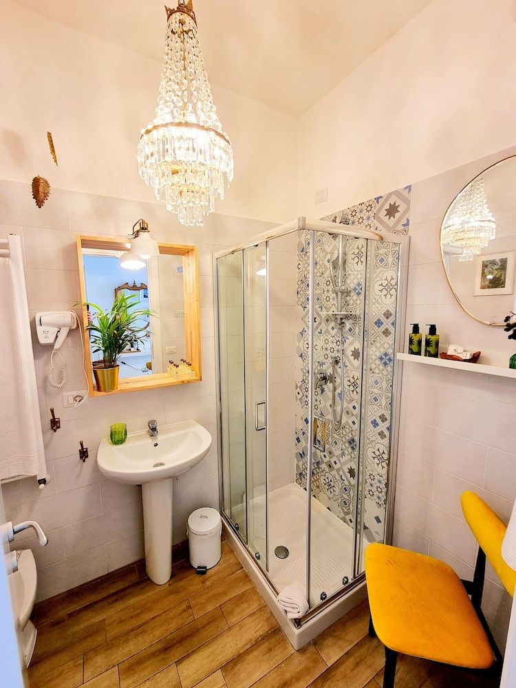 Napoli Tree - Lungomare Classic Double Room 35