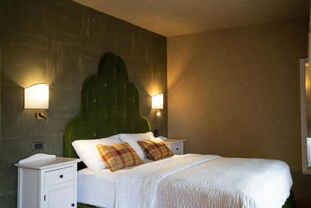 Classic Double Room, Balcony, Lake View