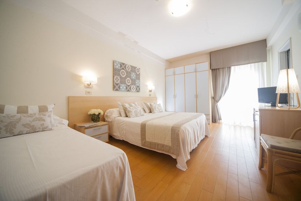 Hotel Mon Cheri