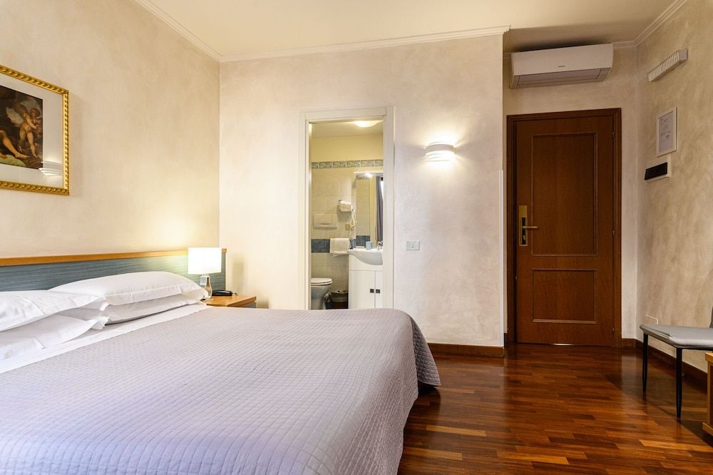 Domus Julia Superior Double or Twin Room 3