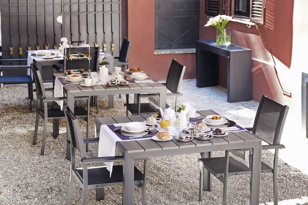 undefined Parioli Place 6