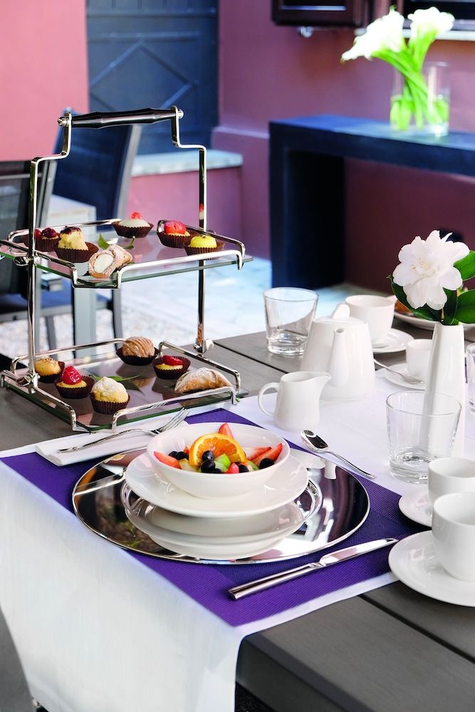 undefined Parioli Place 8