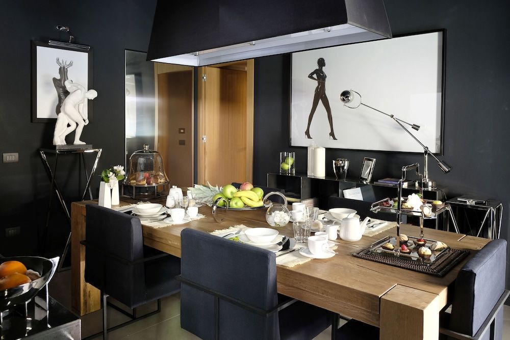 undefined Parioli Place 9