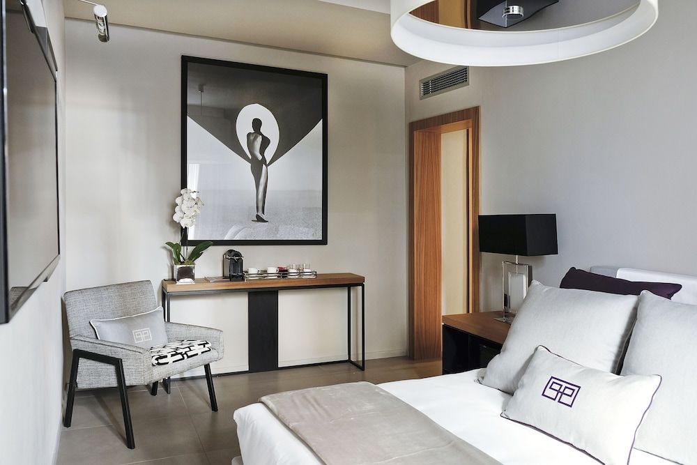 Parioli Place Deluxe Double Room, 1 King Bed 10