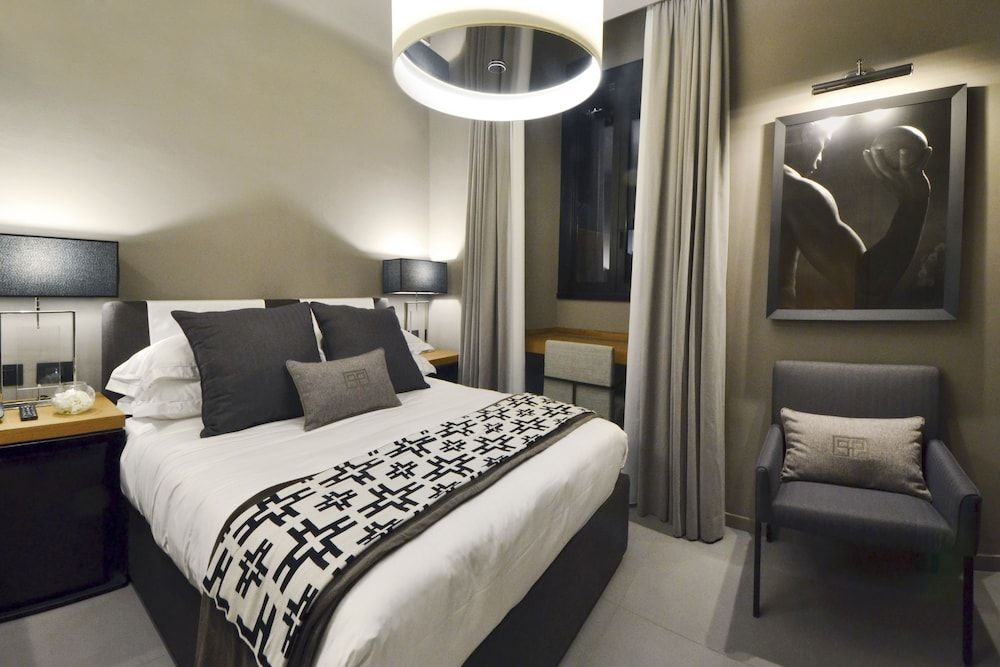 Parioli Place Deluxe Double Room, 1 King Bed 6