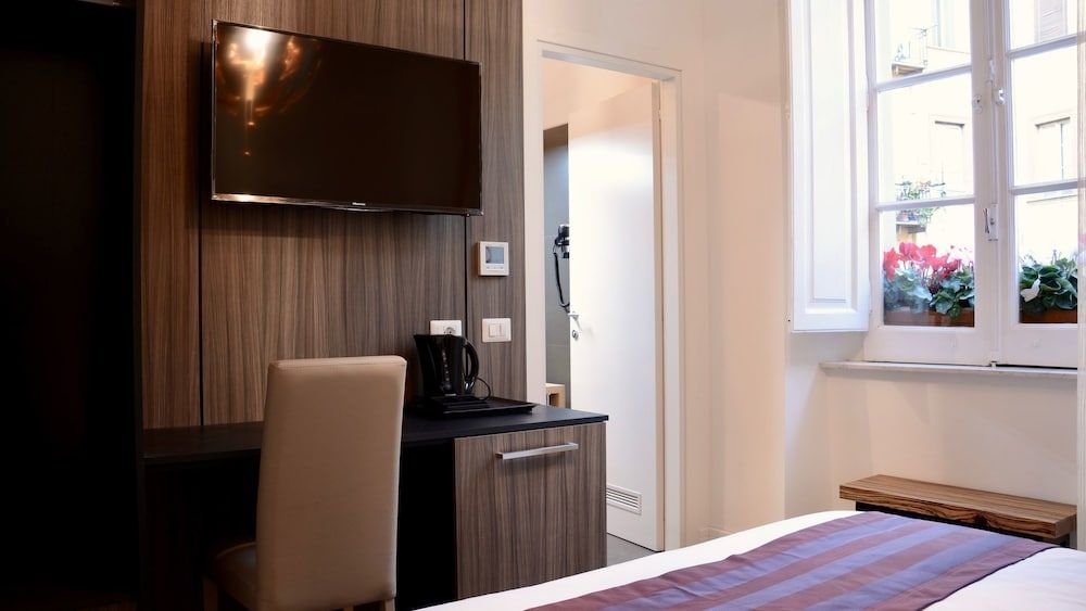 Duomo Residence Standard Double Room 5