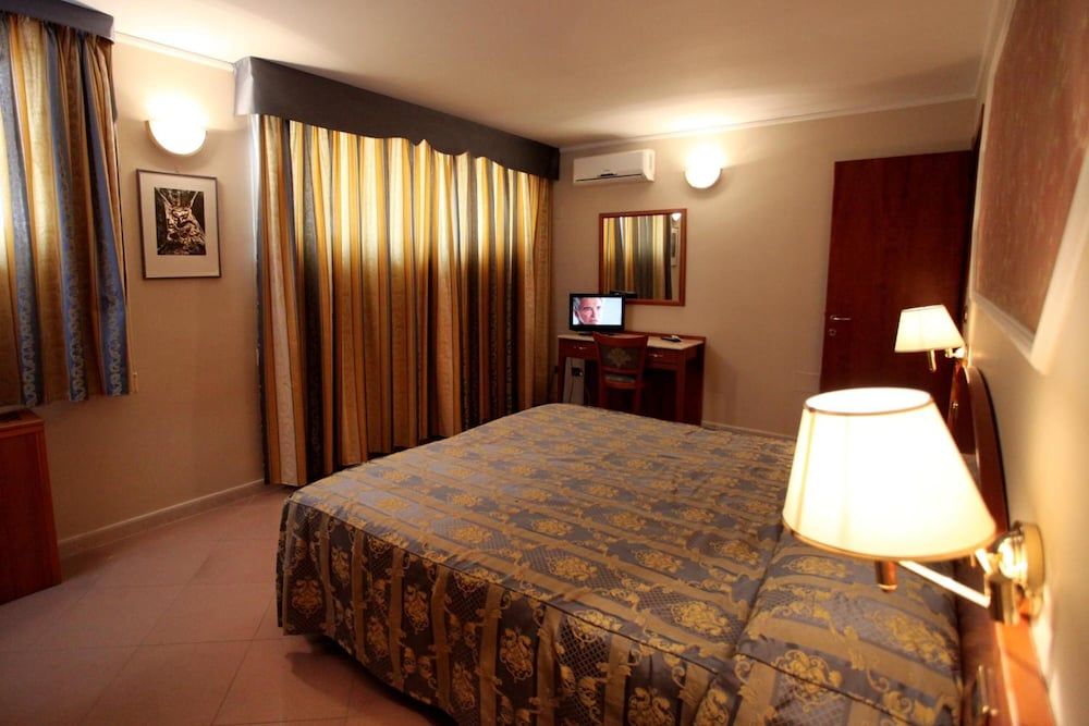 Hotel Belsito Single Room