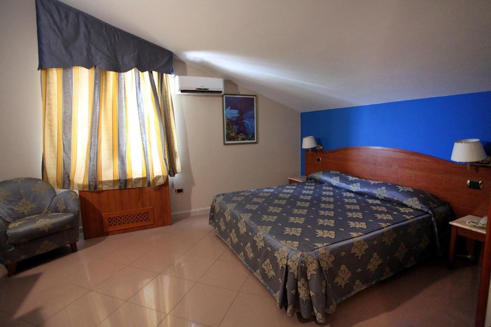 Hotel Belsito Single Room 2