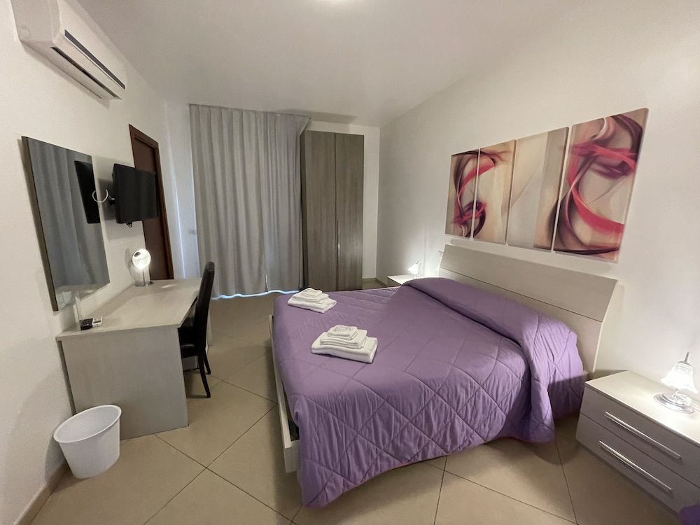 B&B Elisir Deluxe Room 2