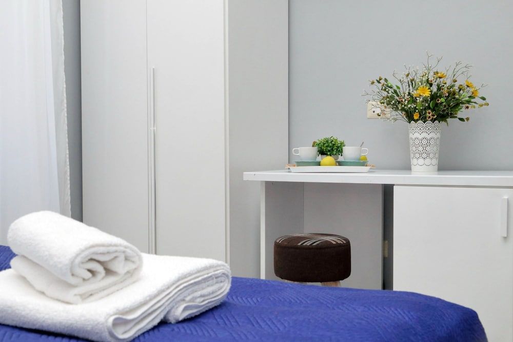 undefined Domus Domas & Boutique 9