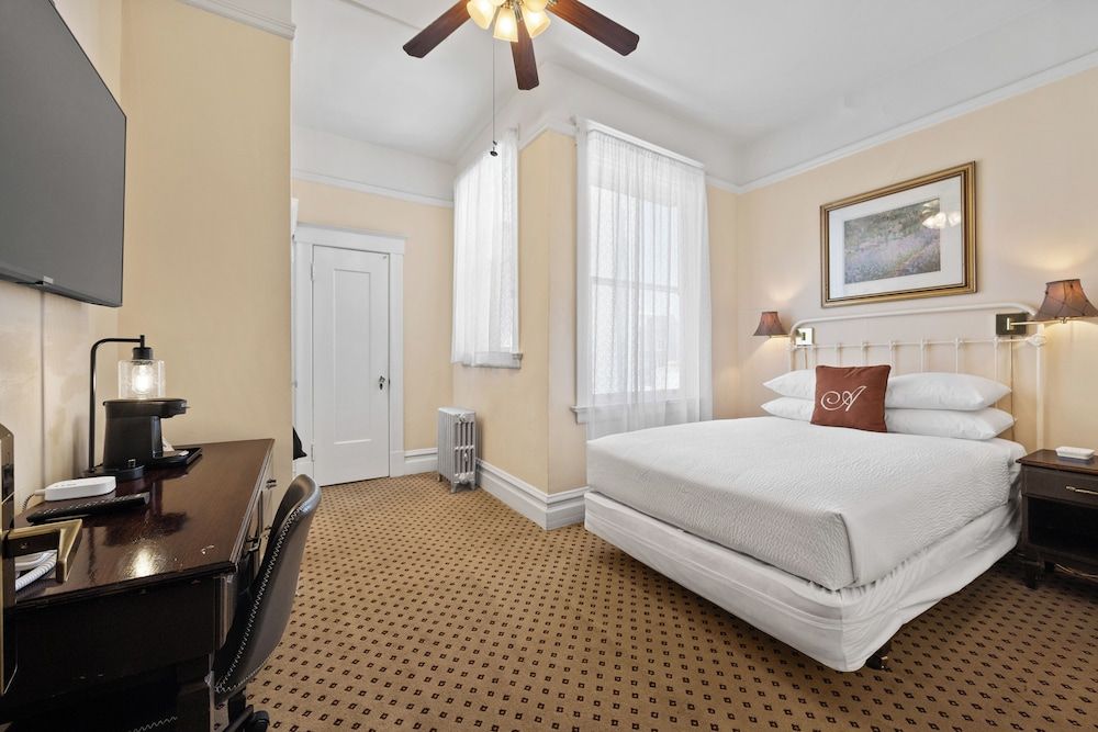 The Andrews Hotel Standard Double Room, 1 Double Bed 2