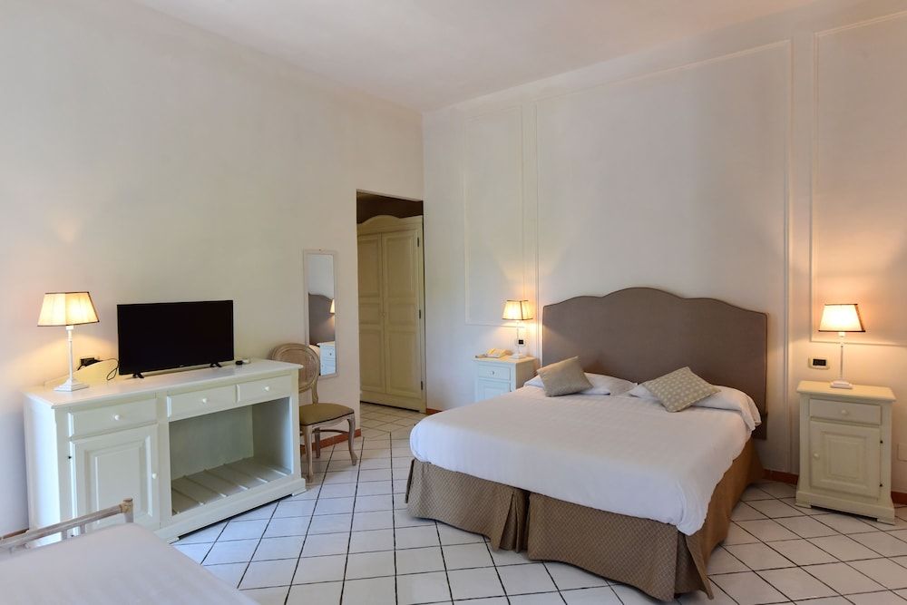 Standard Triple Room, Hill View