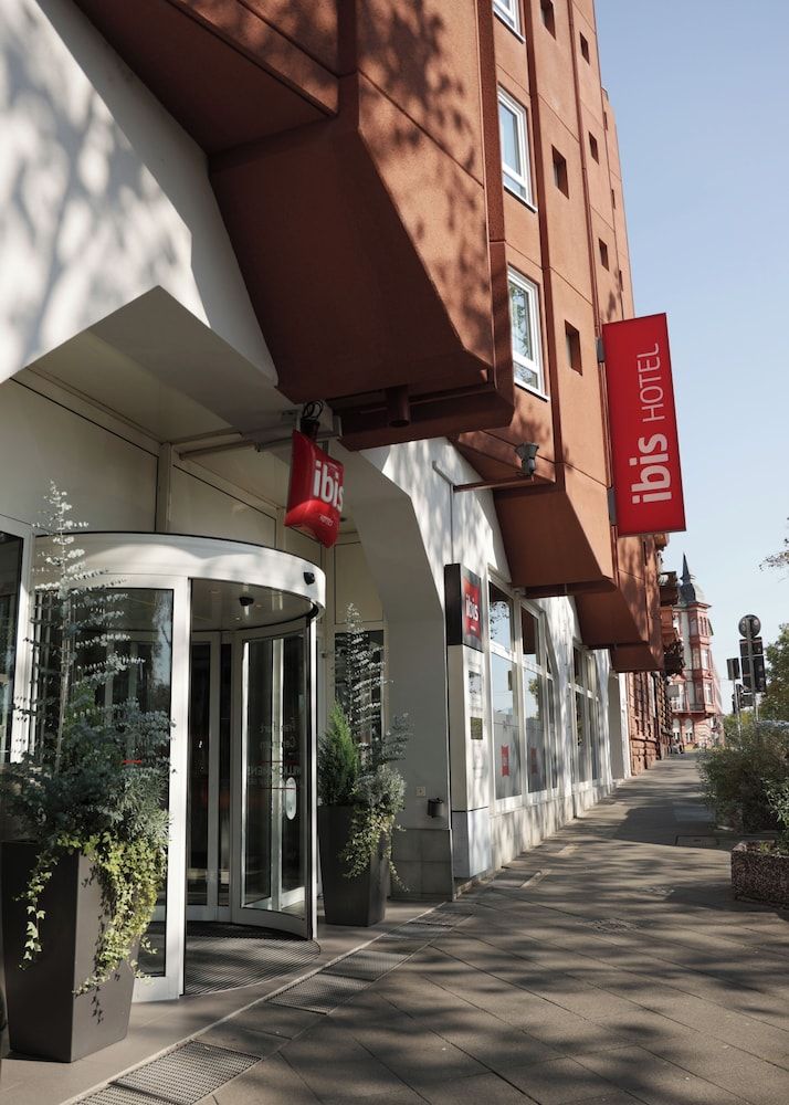 undefined ibis Frankfurt Centrum 4