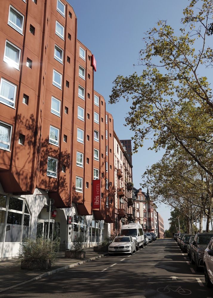 undefined ibis Frankfurt Centrum 9