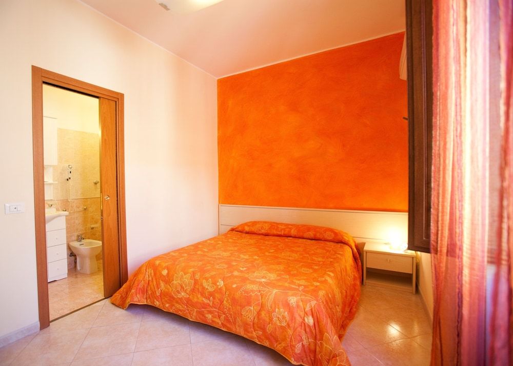 CasaTrapani Double or Twin Room 6