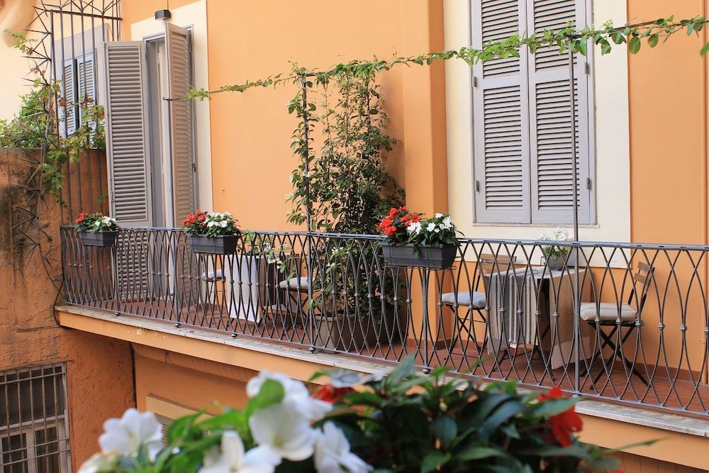 504 Corso Suites Standard Double Room, 1 Bedroom, Courtyard View 7