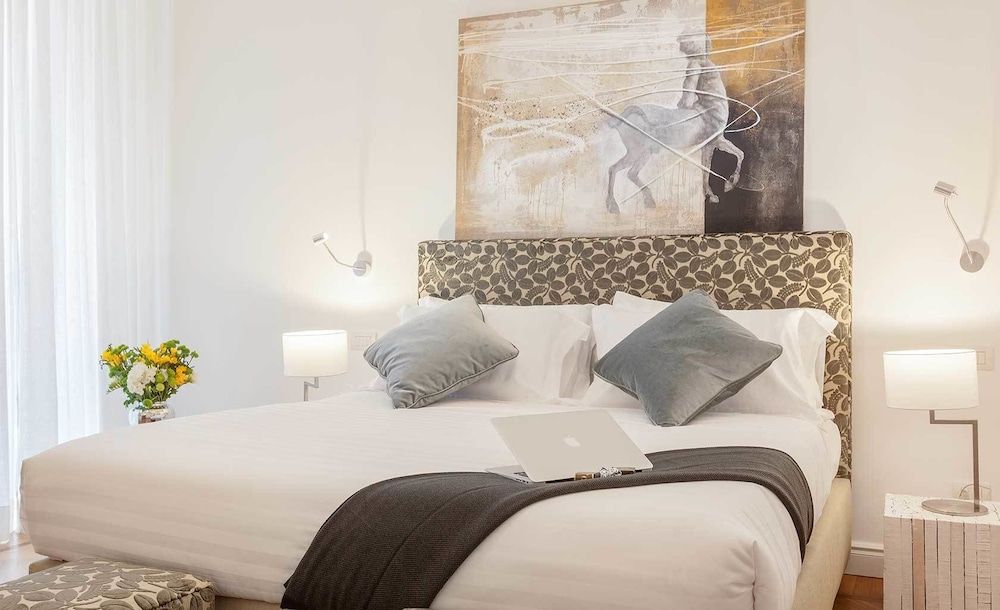 504 Corso Suites Standard Double Room, 1 Bedroom, Courtyard View 6