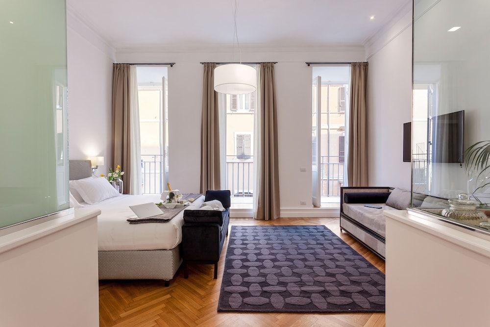 504 Corso Suites Deluxe Suite, 1 Bedroom, Balcony 6