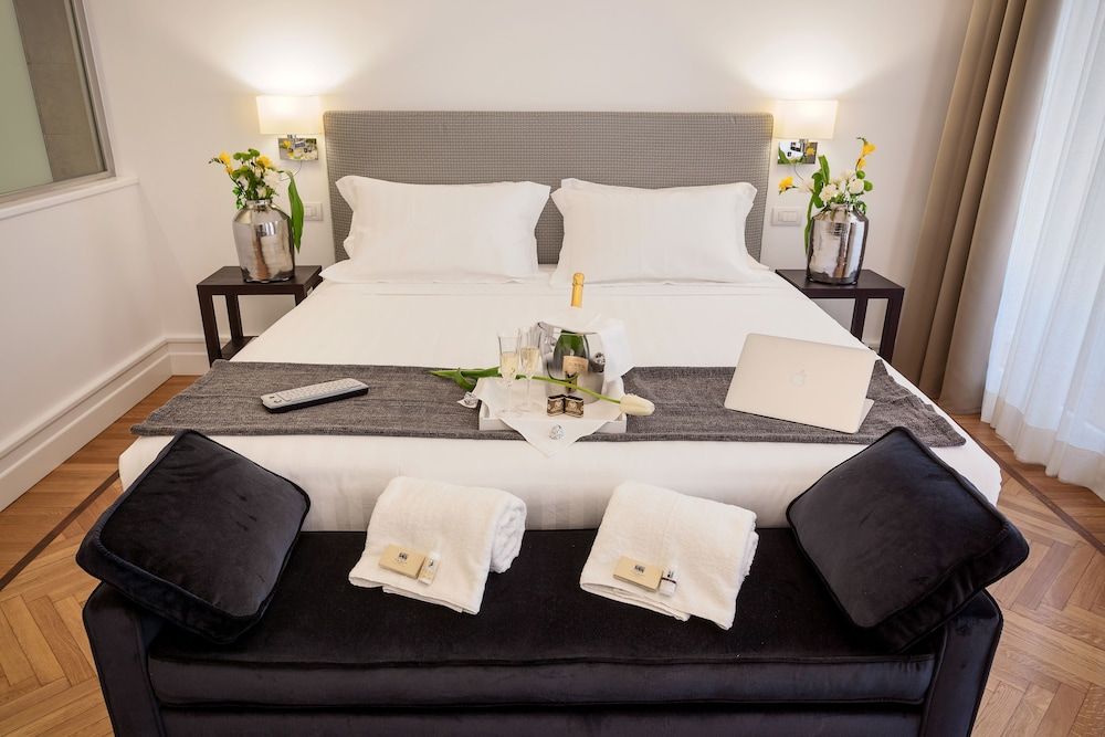 504 Corso Suites Deluxe Suite, 1 Bedroom, Balcony 2