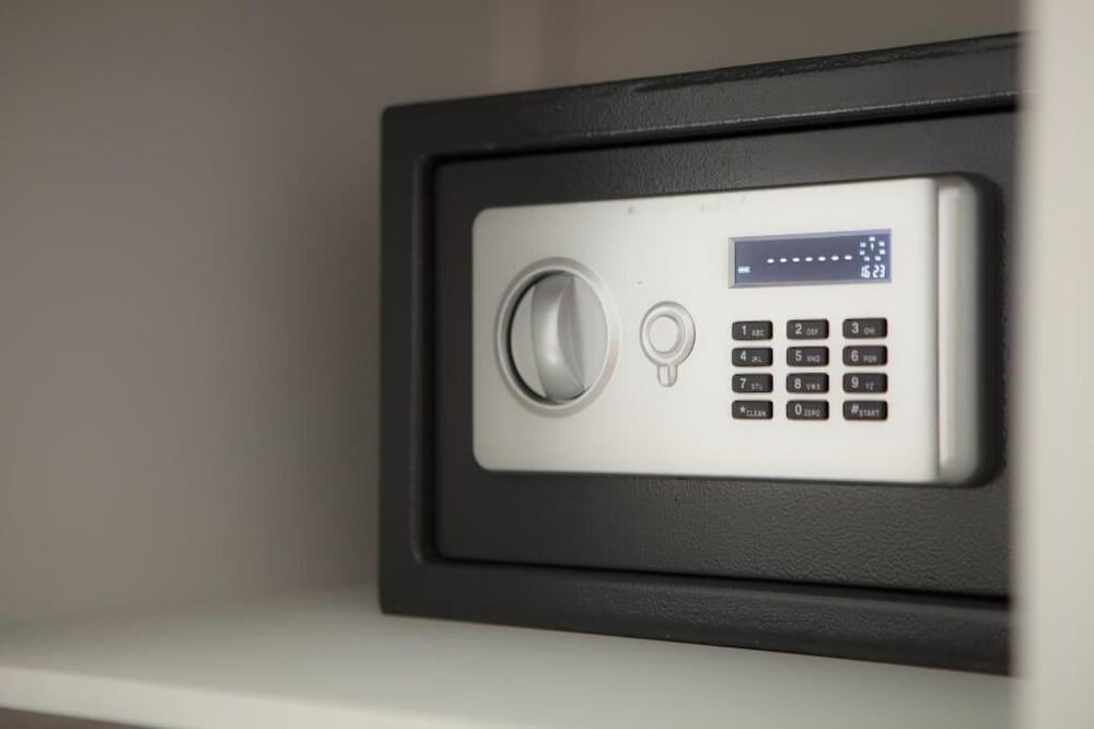 Popolo & Flaminio Rooms Deluxe Double Room 25