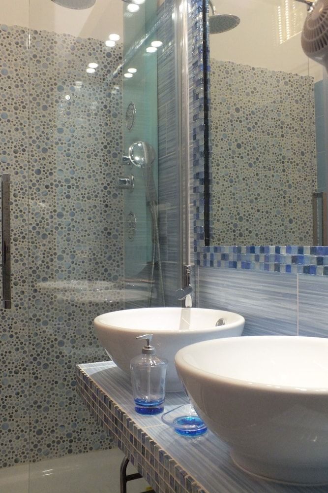 Atmos Luxe Navigli Hostel & Rooms Grand Double Room (Da Vinci) 2