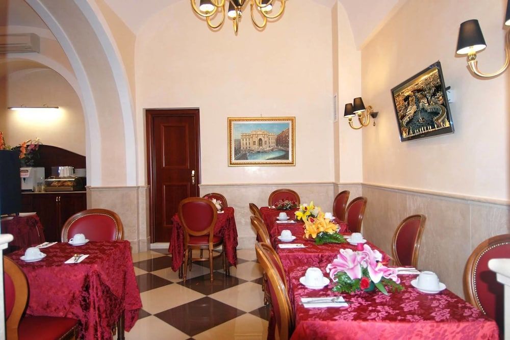 undefined Hotel Campidoglio 7