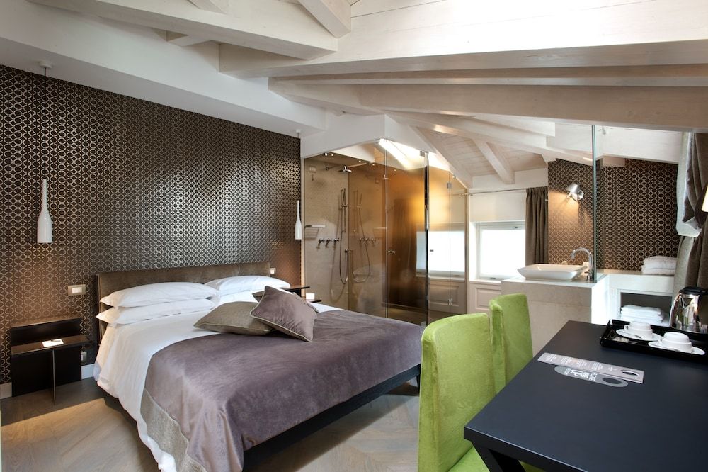 Fuori Porta House Superior Double or Twin Room 3