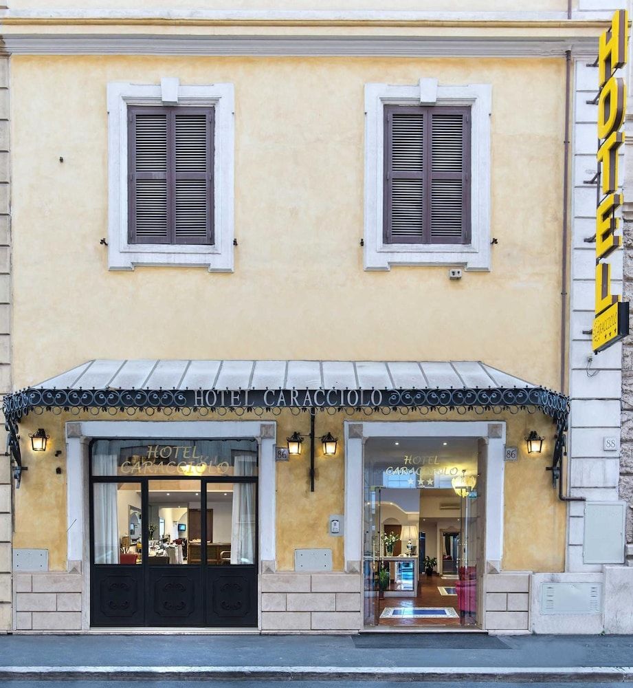 undefined Hotel Caracciolo 6