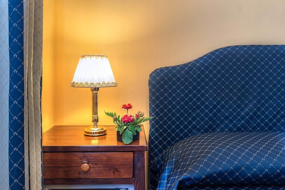 undefined Hotel Caracciolo 2