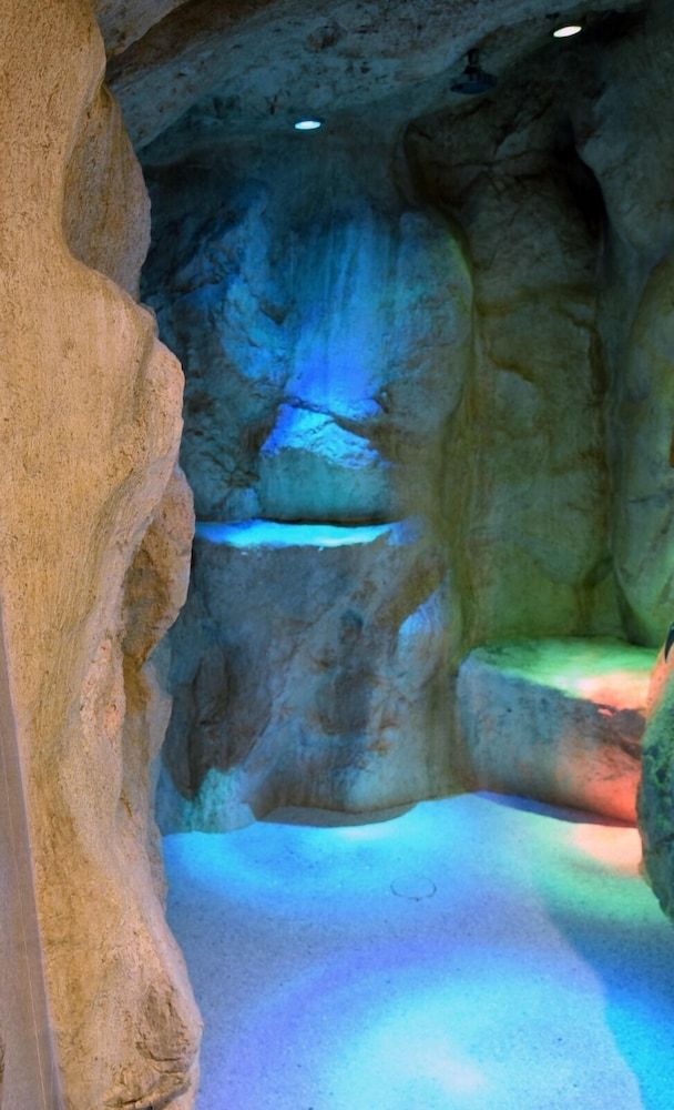 Hotel Vogue Suite King 11