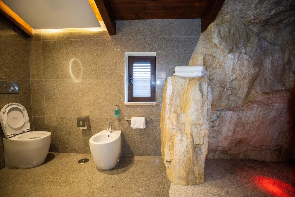 Hotel Vogue Suite King 13