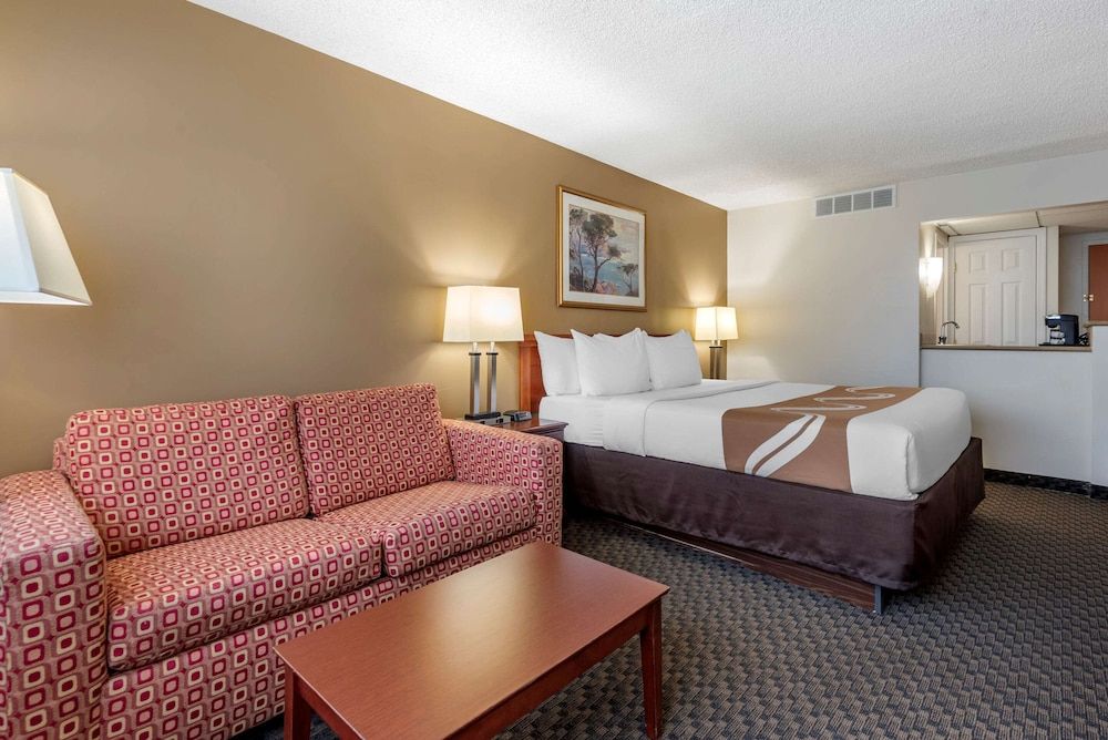 Standard Room, 1 King Bed with Sofa bed, Non Smoking
