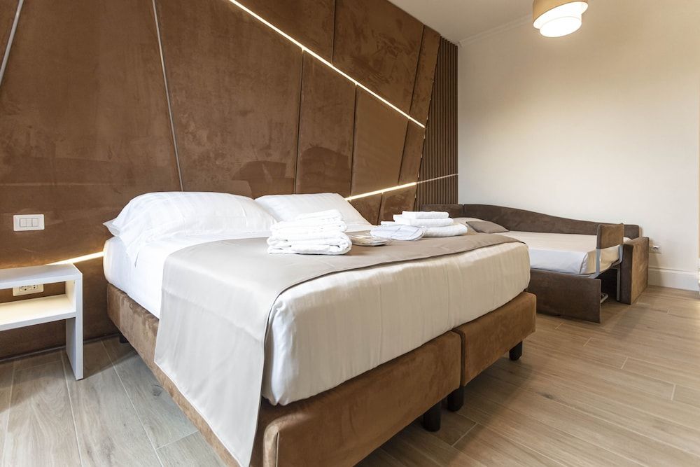 Flat 285 Triple Room 20