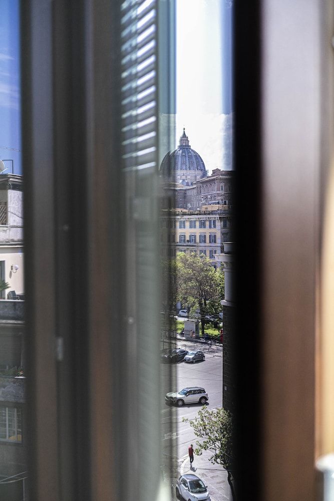 Flat 285 Superior Double Room 16