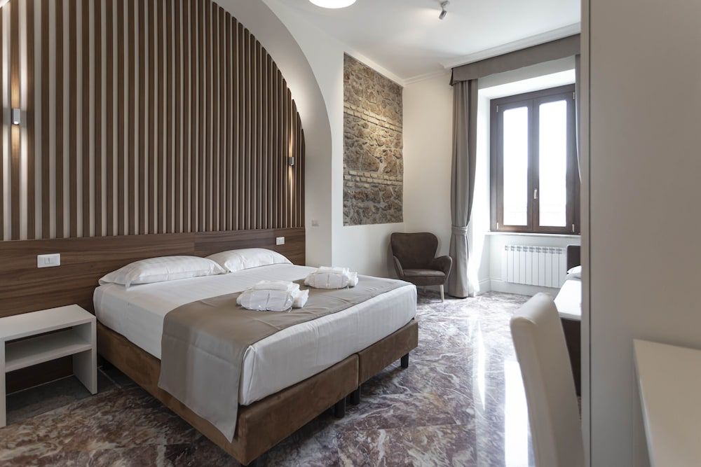 Flat 285 Triple Room 25