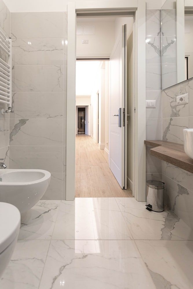 Flat 285 Triple Room 50